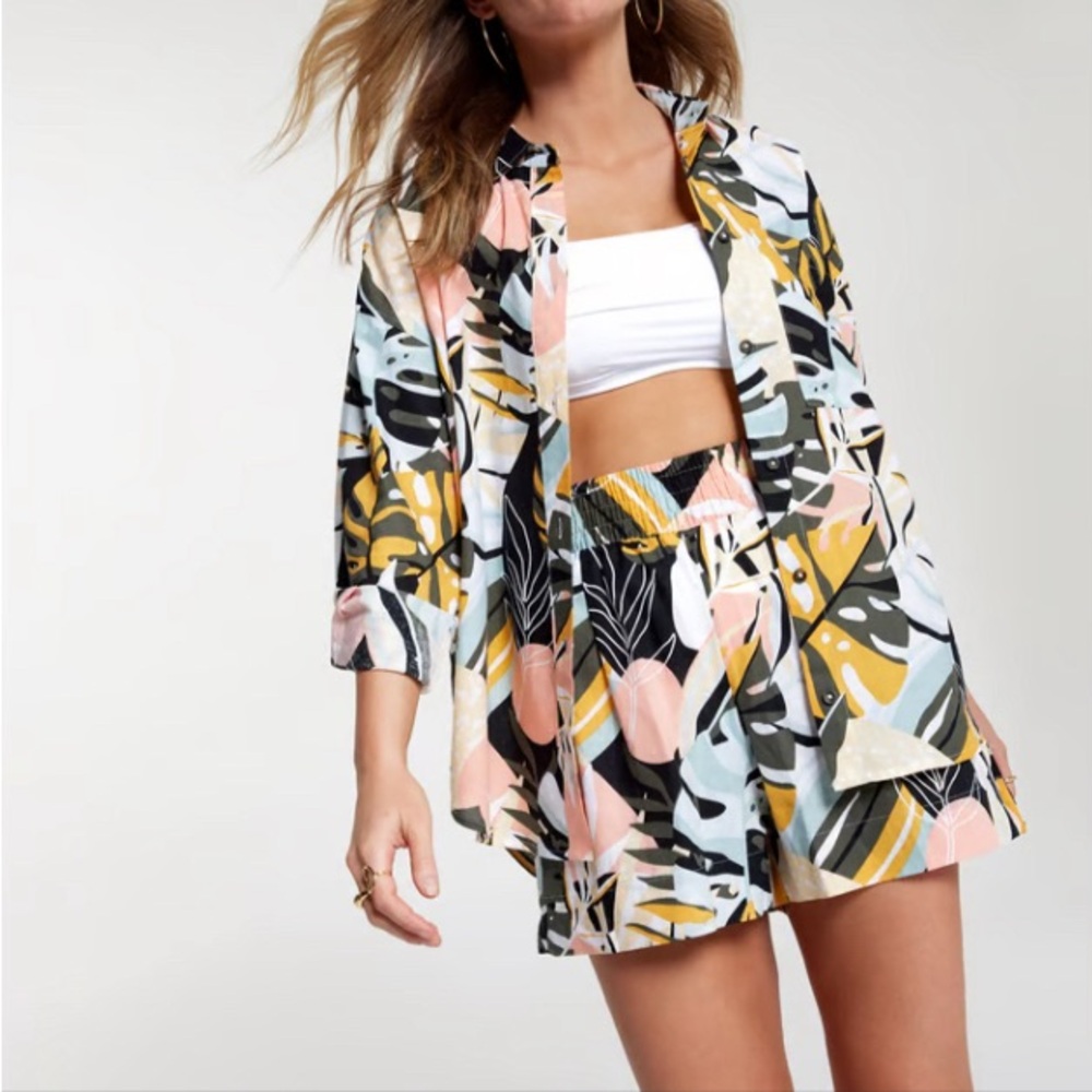 Calia by Carrie Underwood Multi Palm Print Button Down Cover up & Shorts Set XXS